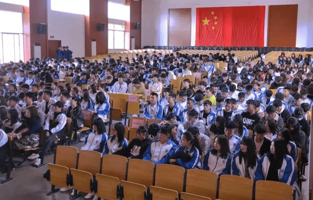 赋能数字经济 畅玩集团助力直播电商人才培养