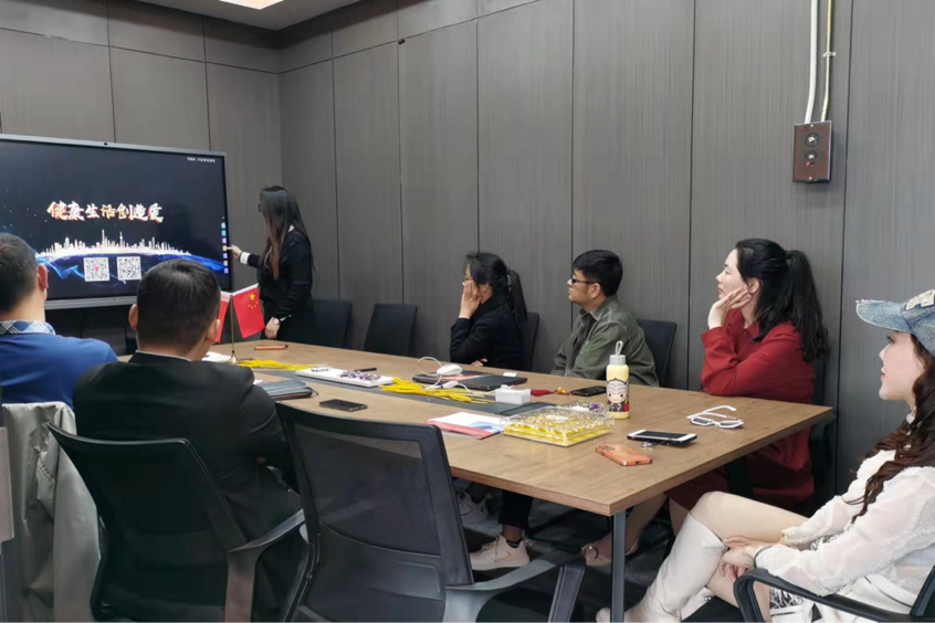 热烈庆祝小骆驼海外仓跨境电商研讨会成功举办