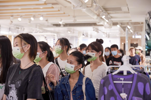 森马首家数字化门店亮相，为消费者提供全新逛购体验