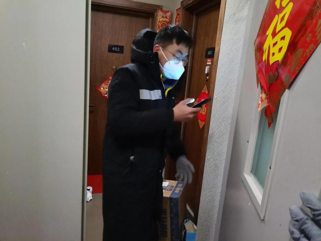 德邦快递助力恢复首都快递产能 快递小哥保供保产战力凸显