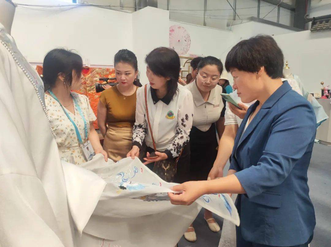 助力黄河流域高质量发展！菏泽市妇联举办巾帼电商营销专题培训班